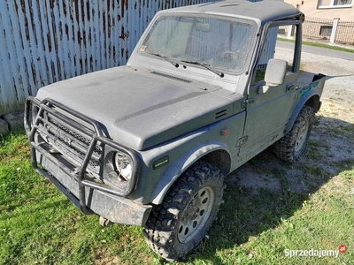 Suzuki samurai