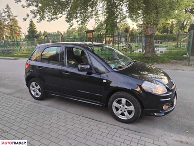 Suzuki Sx4 1.6 benzyna 120 KM 2013r. (tarnów)