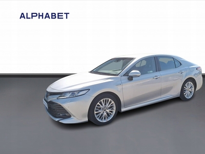 Toyota Camry IX 2019