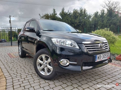 Toyota RAV4 2,0 benzyna 4x4 automat tylko 85tys przebiegu Salon Polska