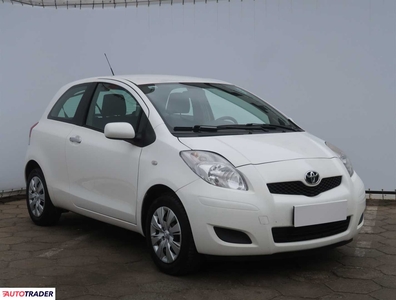 Toyota Yaris 1.0 68 KM 2009r. (Piaseczno)