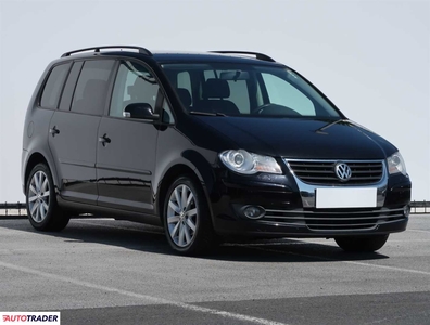 Volkswagen Touran 1.4 138 KM 2009r. (Piaseczno)