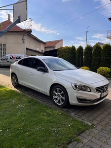 Volvo S60 II Sedan Facelifting 2.0 D4 DRIVE-E 181KM 2014