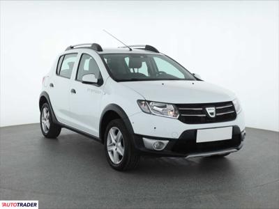 Dacia Sandero 0.9 88 KM 2016r. (Piaseczno)