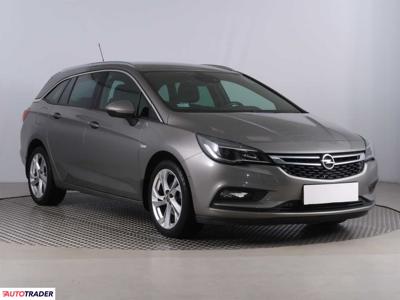 Opel Astra 1.4 123 KM 2016r. (Piaseczno)