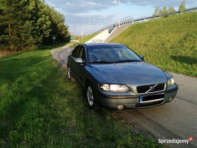 Volvo S60 2.4 140KM b+g 2001r.