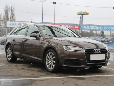 Audi A4 B9 , Salon Polska, Serwis ASO, Automat, Navi, Klimatronic,