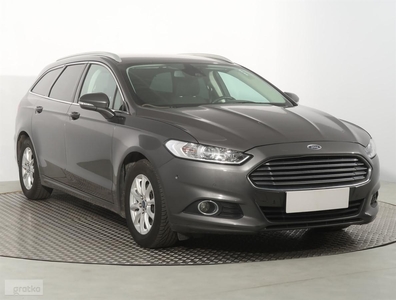 Ford Mondeo VIII , Navi, Klimatronic, Tempomat, Parktronic,