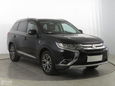 Mitsubishi Outlander III , Salon Polska, Serwis ASO, 7 miejsc, Skóra, Klimatronic,