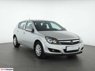 Opel Astra 1.4 88 KM 2010r. (Piaseczno)