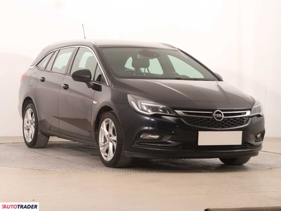 Opel Astra 1.6 108 KM 2018r. (Piaseczno)