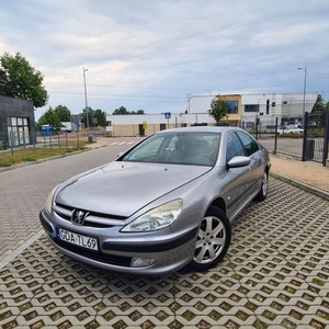 Peugeot 607