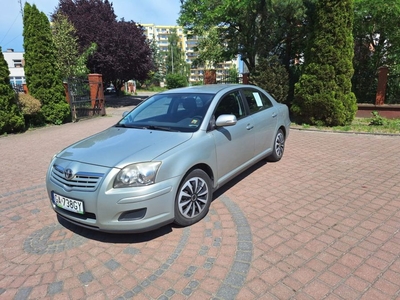 Toyota Avensis 2.0 stan bdb