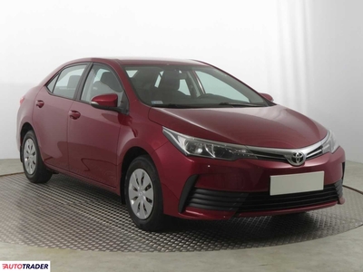 Toyota Corolla 1.6 130 KM 2017r. (Piaseczno)