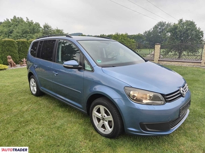 Volkswagen Touran 1.6 diesel 105 KM 2010r. (wojnicz)