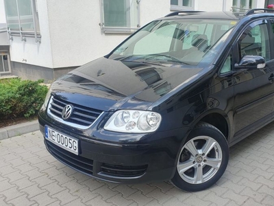 VW touran 2004r 1.6 benz -7 osobowy ,zadbane wnetrz,bdb stan