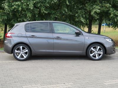 Peugeot 308 2017 1.2 PureTech 30354km ABS