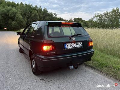 VW Golf III 1.6 75 KM Bon Jovi z hakiem