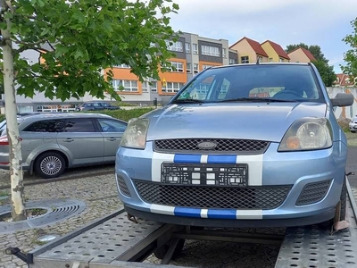 Ford fiesta 1.4 benzyna 5 drzwiowa klima