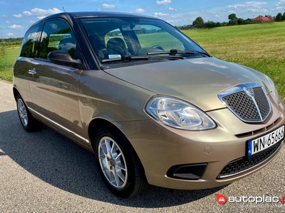 Lancia Ypsilon