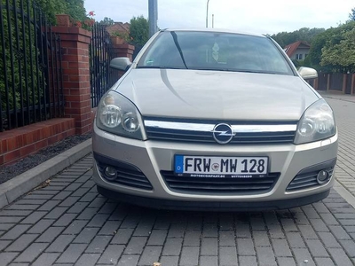 Opel Astra H III. 1.6 16V 5 drzwi klima