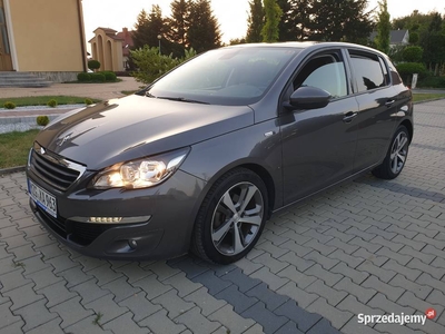 PEUGEOT 308 1.6 HDI 120KM opłacony bezwypadkowy serwis do końca