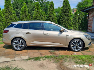 Renault Megane Grandtour bog.wer. BOSE, masaż ,ACC salon PL 1wł org.laki