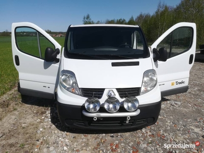 Renault Trafic L2H1, 2,9t, furgon, klima, 2012, niskie spalanie