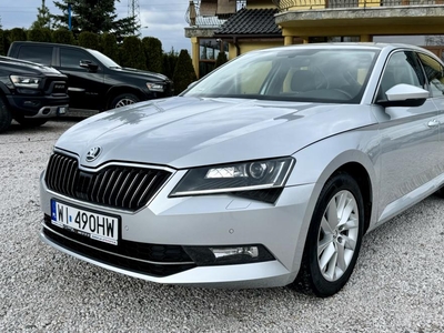 SKODA SUPERB Salon PL,LED,Navi,PDC,Ser