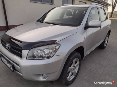 Sprzedam Toyota RAV4 salon Polska