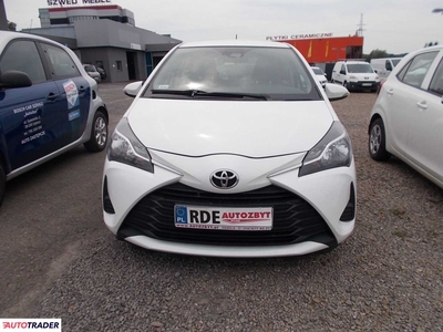 Toyota Yaris 1.0 benzyna 72 KM 2018r. (Dębica)