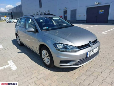 Volkswagen Golf 1.6 diesel 116 KM 2018r. (Komorniki)