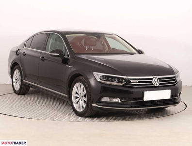 Volkswagen Passat 2.0 187 KM 2016r. (Piaseczno)