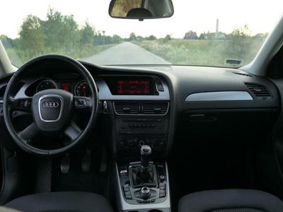 Audi A4 B8 2.0 TDI 146KM