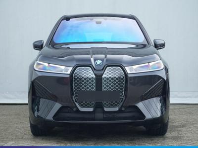 BMW iX SUV 71kWh 326KM 2023