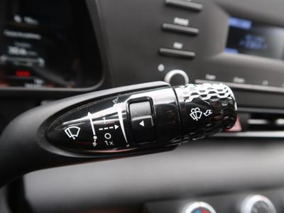 Hyundai Elantra 2021 1.6 MPI 26158km ABS klimatyzacja manualna