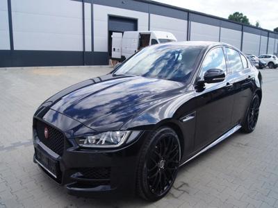 Jaguar XE Sedan 2.0 i4 180KM 2015