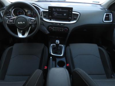 Kia Ceed 2022 1.5 T