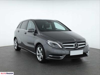 Mercedes B-klasa 1.5 107 KM 2013r. (Piaseczno)