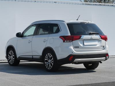 Mitsubishi Outlander 2015 2.2 DI