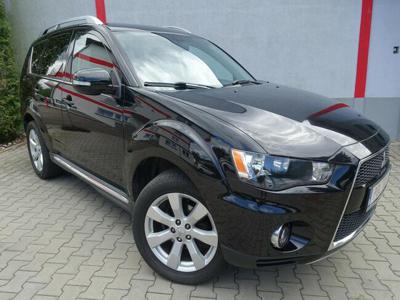 Mitsubishi Outlander 2,0D Navi Alu Klimatronik Skóra Kam.Cof. 4x4 VIP Gwarancja