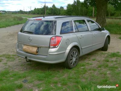 OPEL ASTRA H 1,4-16v Hak klima Oplacony bez rdzy 2nowe opony