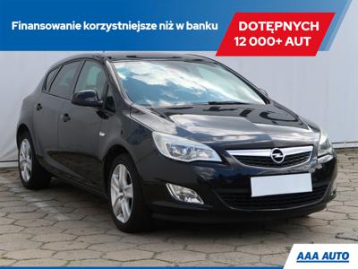 Opel Astra J Hatchback 5d 1.4 Turbo ECOTEC 140KM 2011