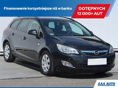 Opel Astra J Sports Tourer 1.4 Turbo ECOTEC 120KM 2011