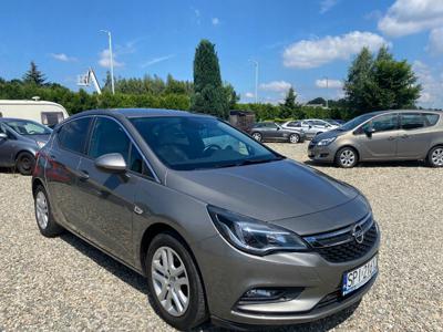 Opel Astra K Hatchback 5d 1.4 Turbo 125KM 2015