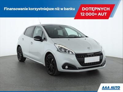 Peugeot 208 I Hatchback 5d Facelifting 1.2 PureTech 110KM 2018