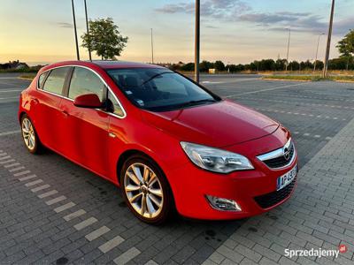 Sprzedam Astra J