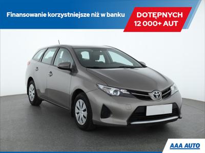 Toyota Auris II Touring Sports Facelifting 1.6 Valvematic 132KM 2015