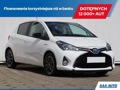 Toyota Yaris III Hatchback 5d Facelifting Hybrid 100KM 2016