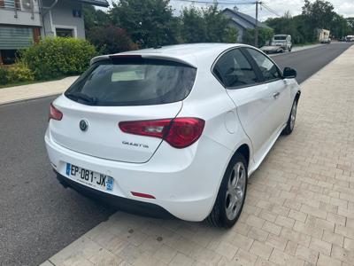 Używane Alfa Romeo Giulietta - 29 200 PLN, 120 000 km, 2017